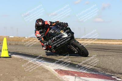 media/Nov-03-2024-TrackDaz (Sun) [[44580f4982]]/A Group/2pm (Grapevine)/